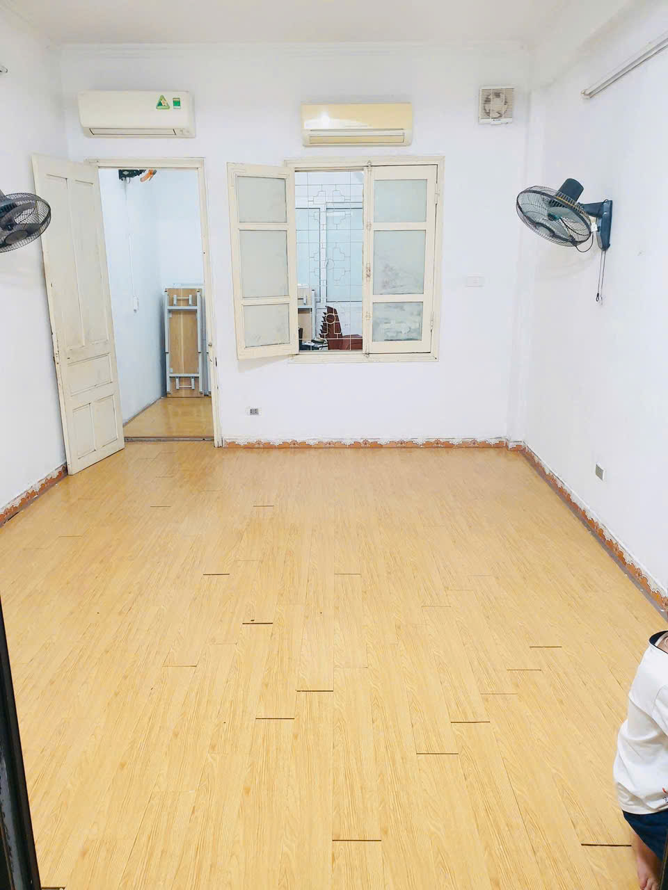 z6486844623954_682151a7b557e5967d34f379452c05f6