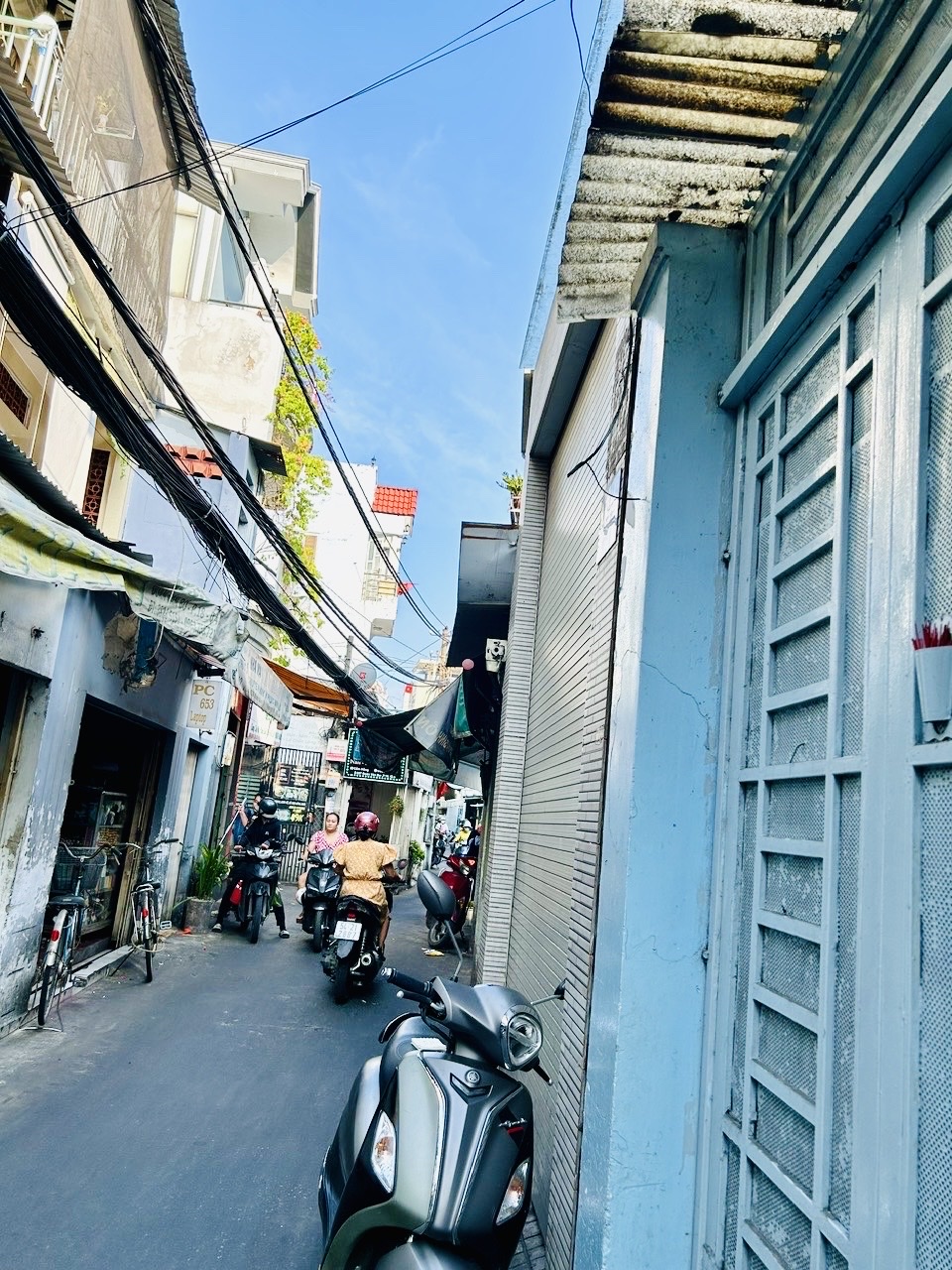 z6488933099919_79105eba1dfbc974eedf439d052a312e