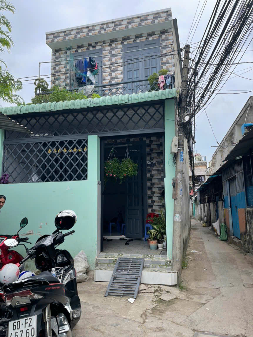 z6498806736627_a03fb889df2ccb64a182780a3e6436ec