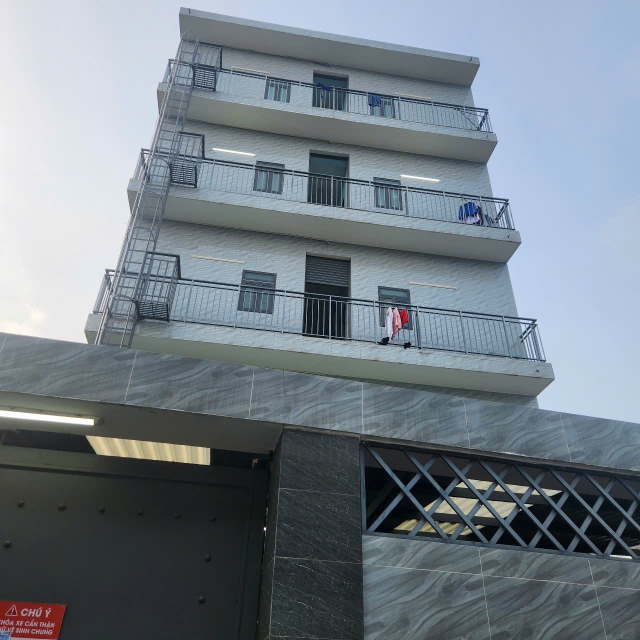 z6506032817870_2082296d3d75df636018dfa5a7e95352