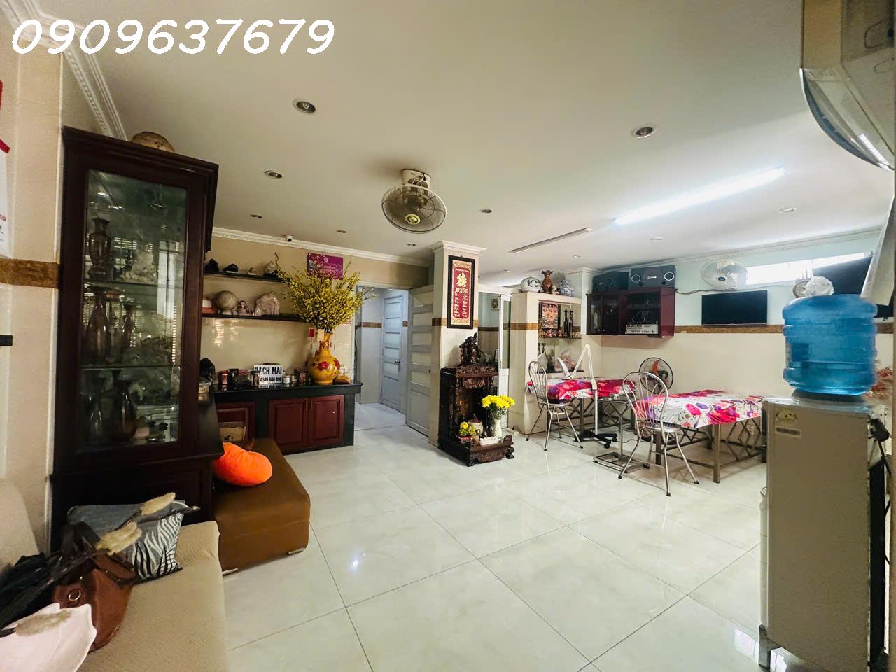 z6506166341172_502ea2f34b2e3e916bbdfca7ae692ecb