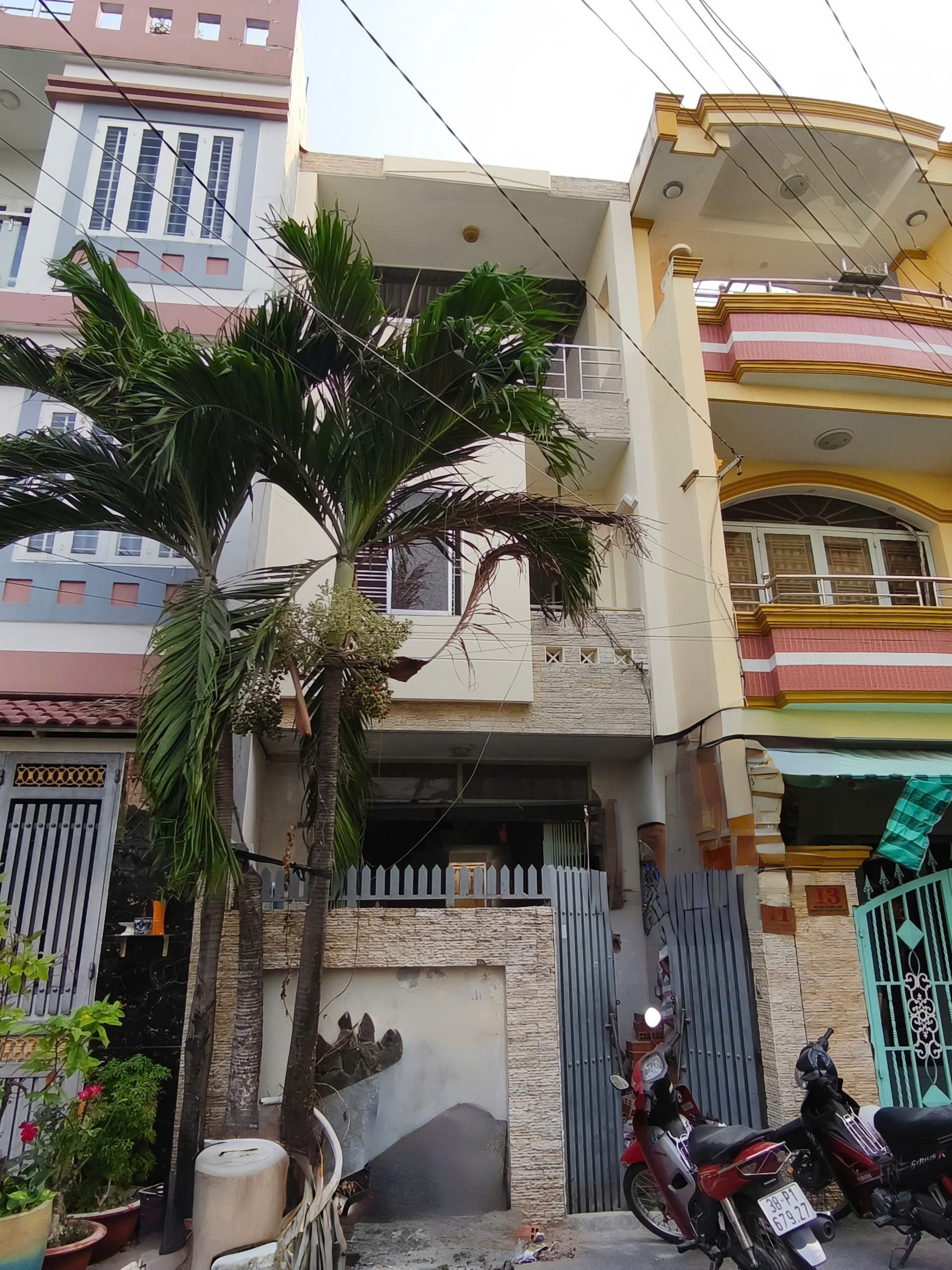 z6513525828992_c93a6ee5a5d1727210a6d210bf514a34