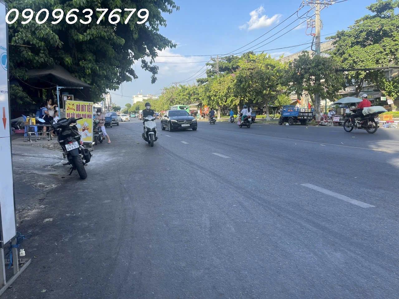 z6516522763562_b208d40ef37145f446c0f15df47affb6