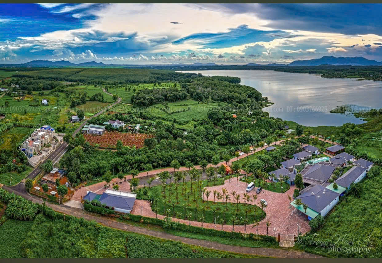 z6517754958070_39b3133f35cfd826fbf6890193679f32