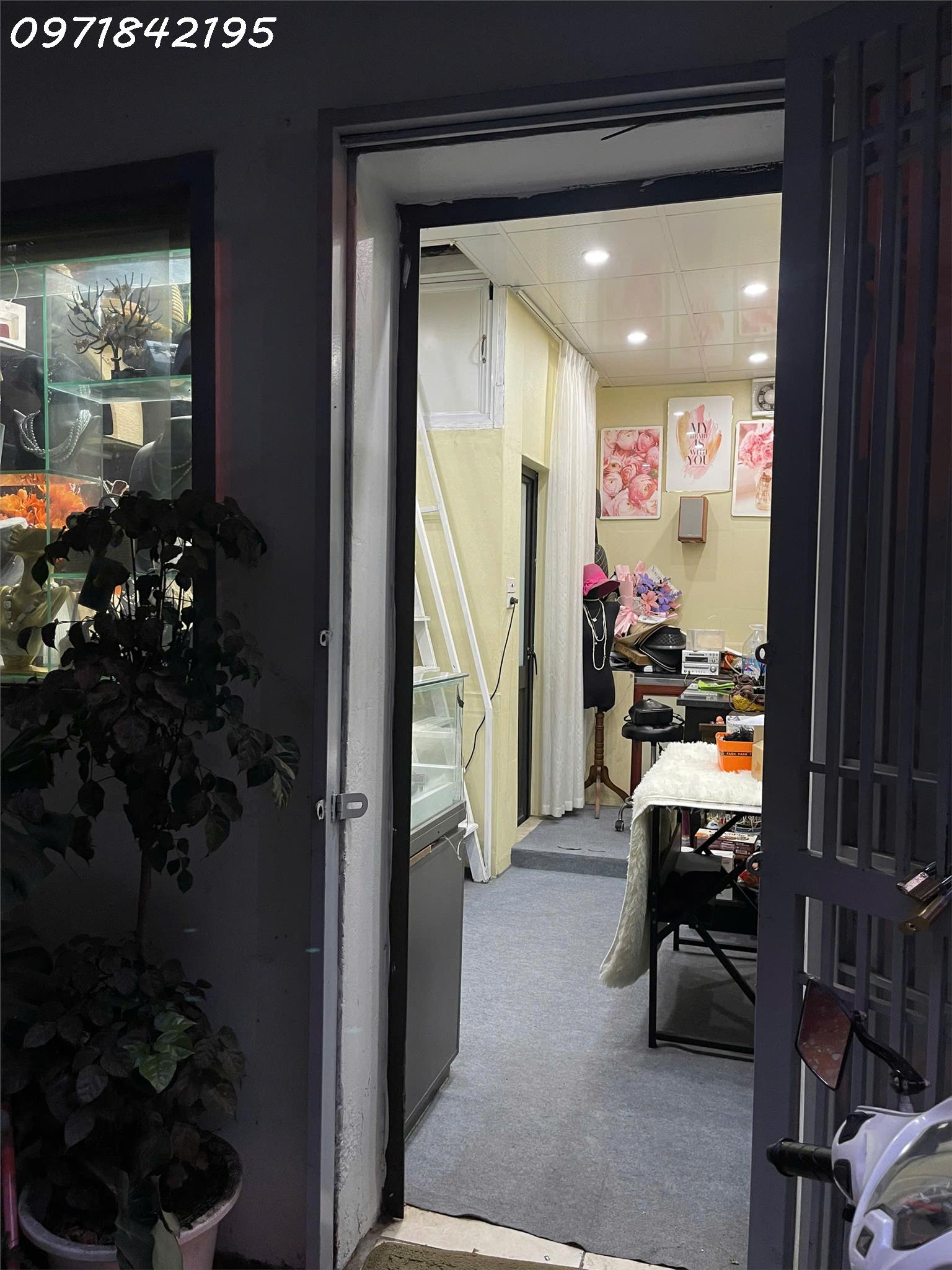 z6525110683023_8dea0480c185d2b7bd2e848da326bce9