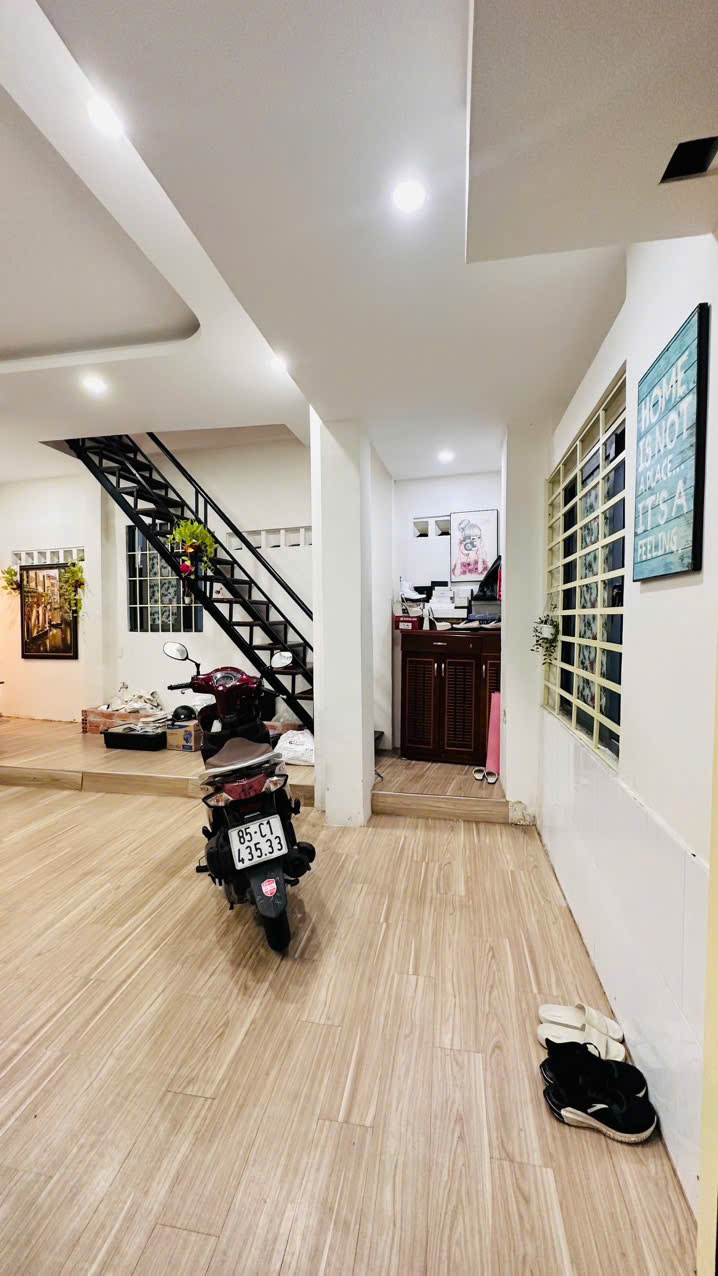 z6526100960832_4841c21d64d4b856c3981428e1971d9a