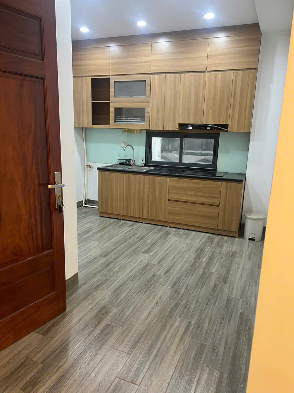 z6530367075572_6abfbdc00dc8eef406454ece091c1518