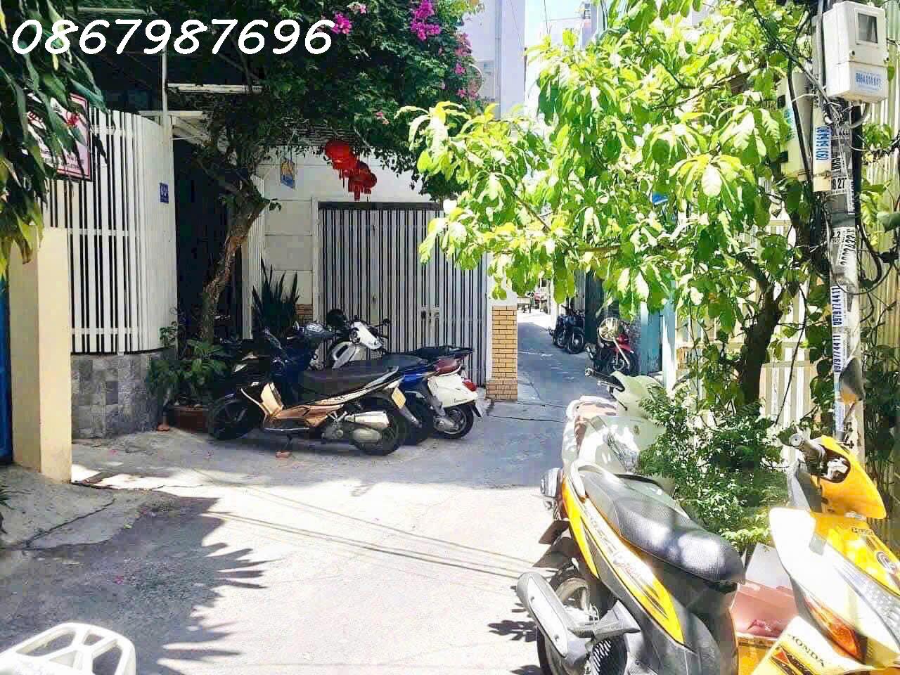 z6534640661438_52c2e412553df8200367cfb5a1e814a2