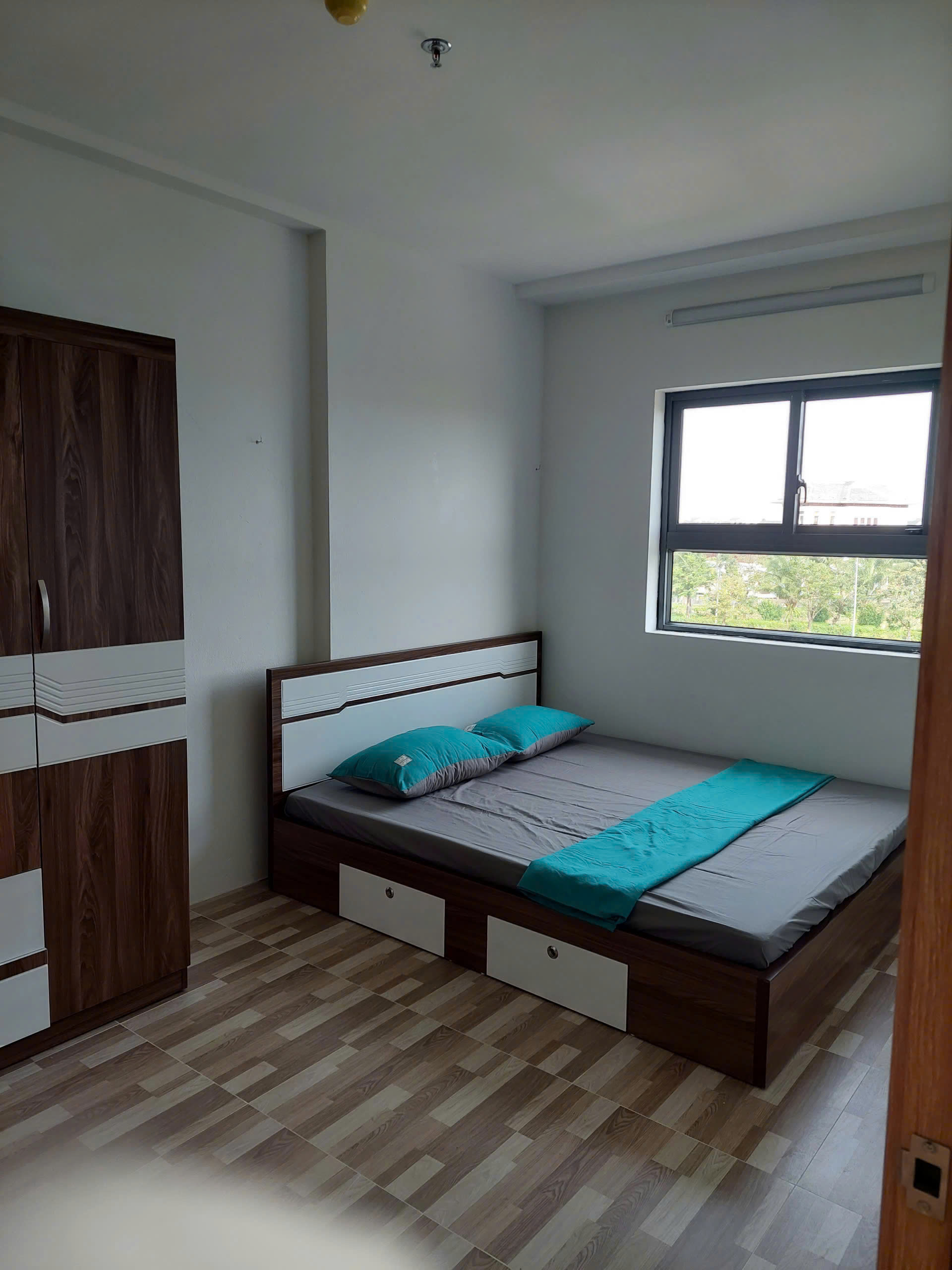 z6537371330341_0a0d1246833429e451f683f341d56eeb