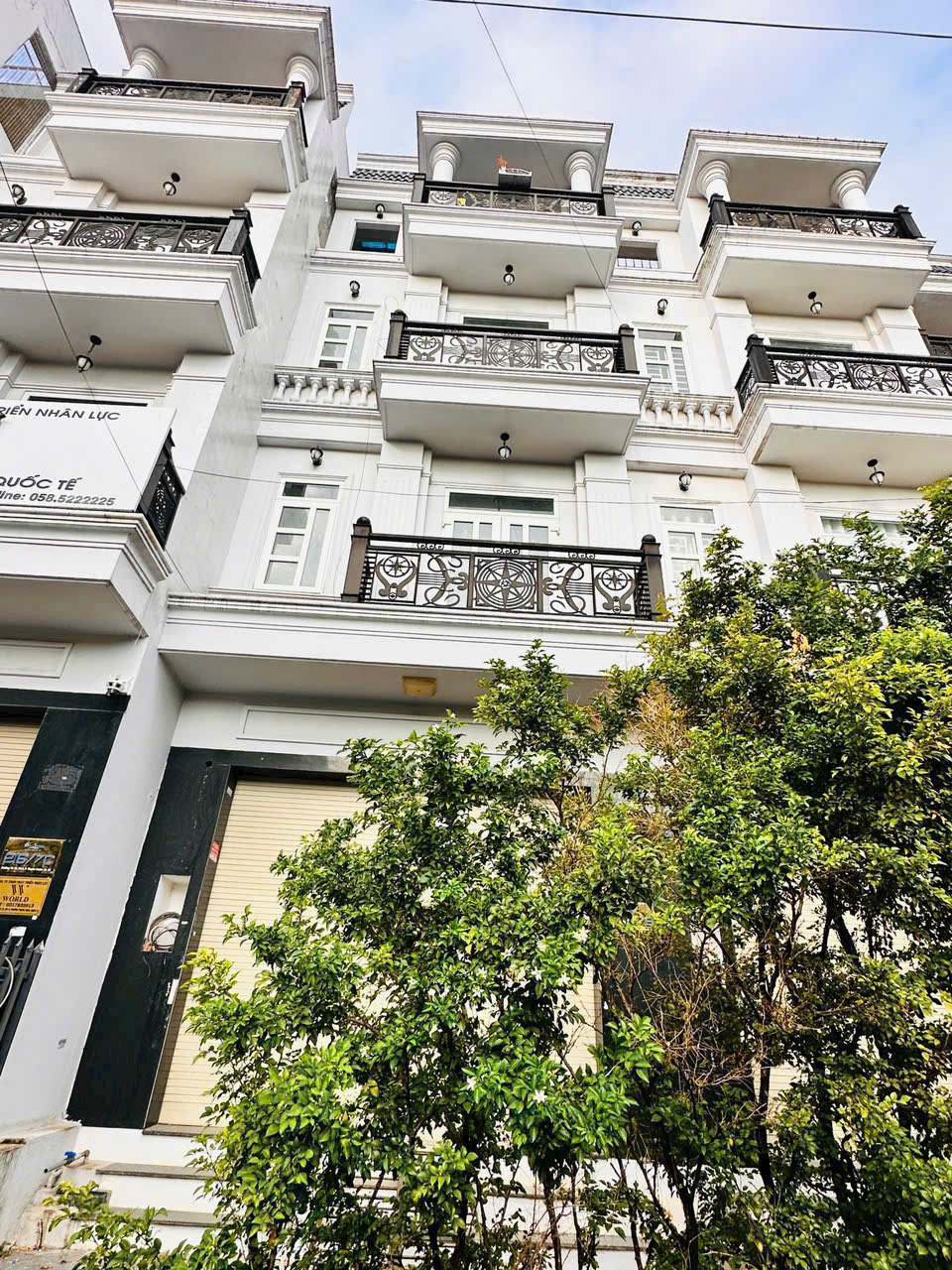 z6540760870781_0f5051dbaf42d8a59e6dde1f67688a14