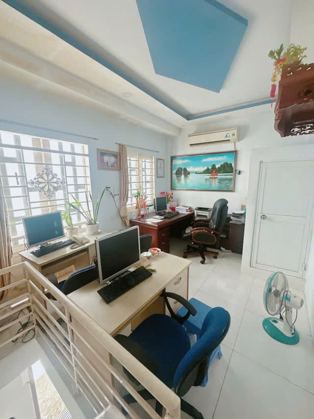 z6549138633003_74d72c614246ba7704c9afa3ed883681