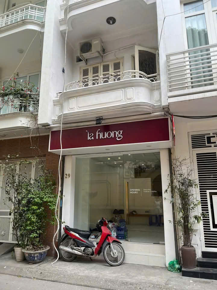 z6556887050156_e8ac260caef18e1eee0b34fb7960142c