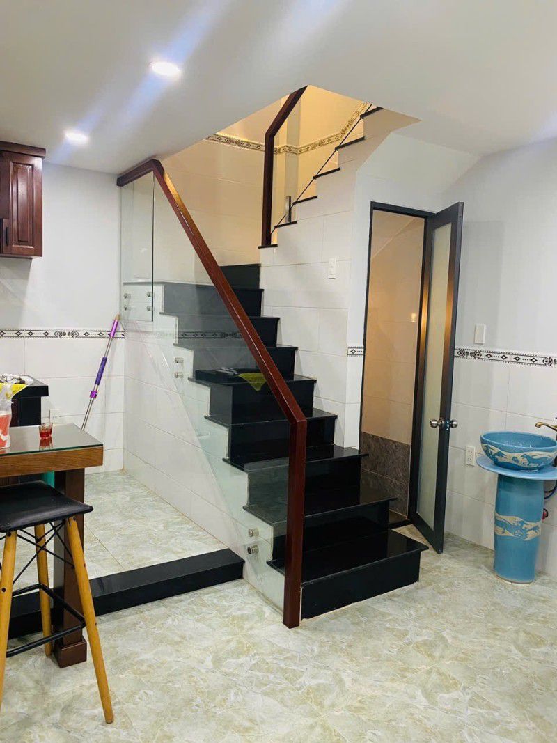 051436fe05082516a25448b0ee5638b4.md