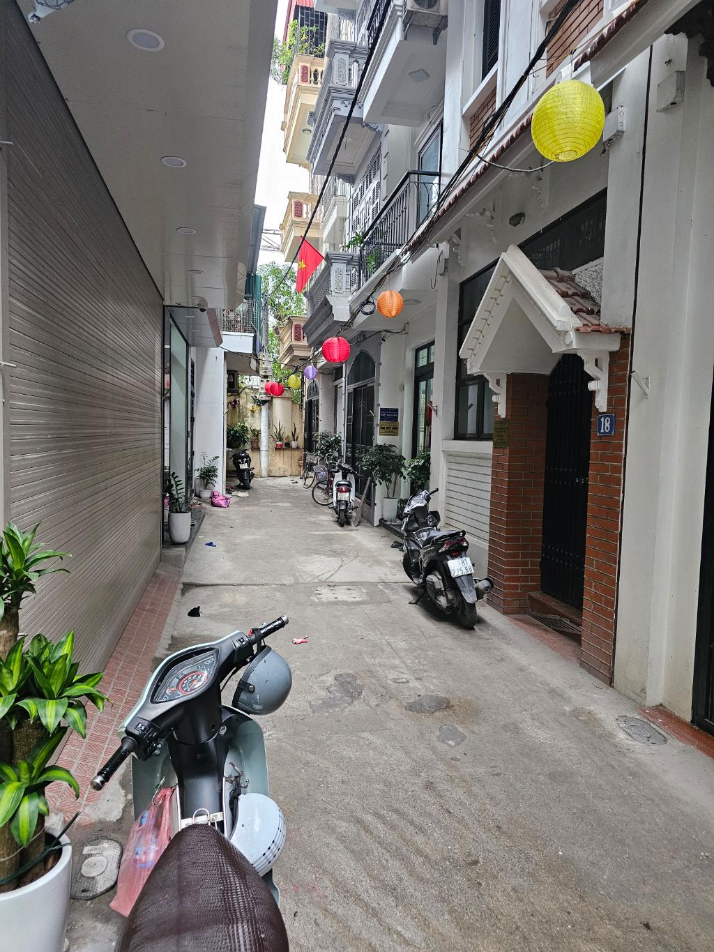 2f18-8D0572C3-m95gjz17_21_7