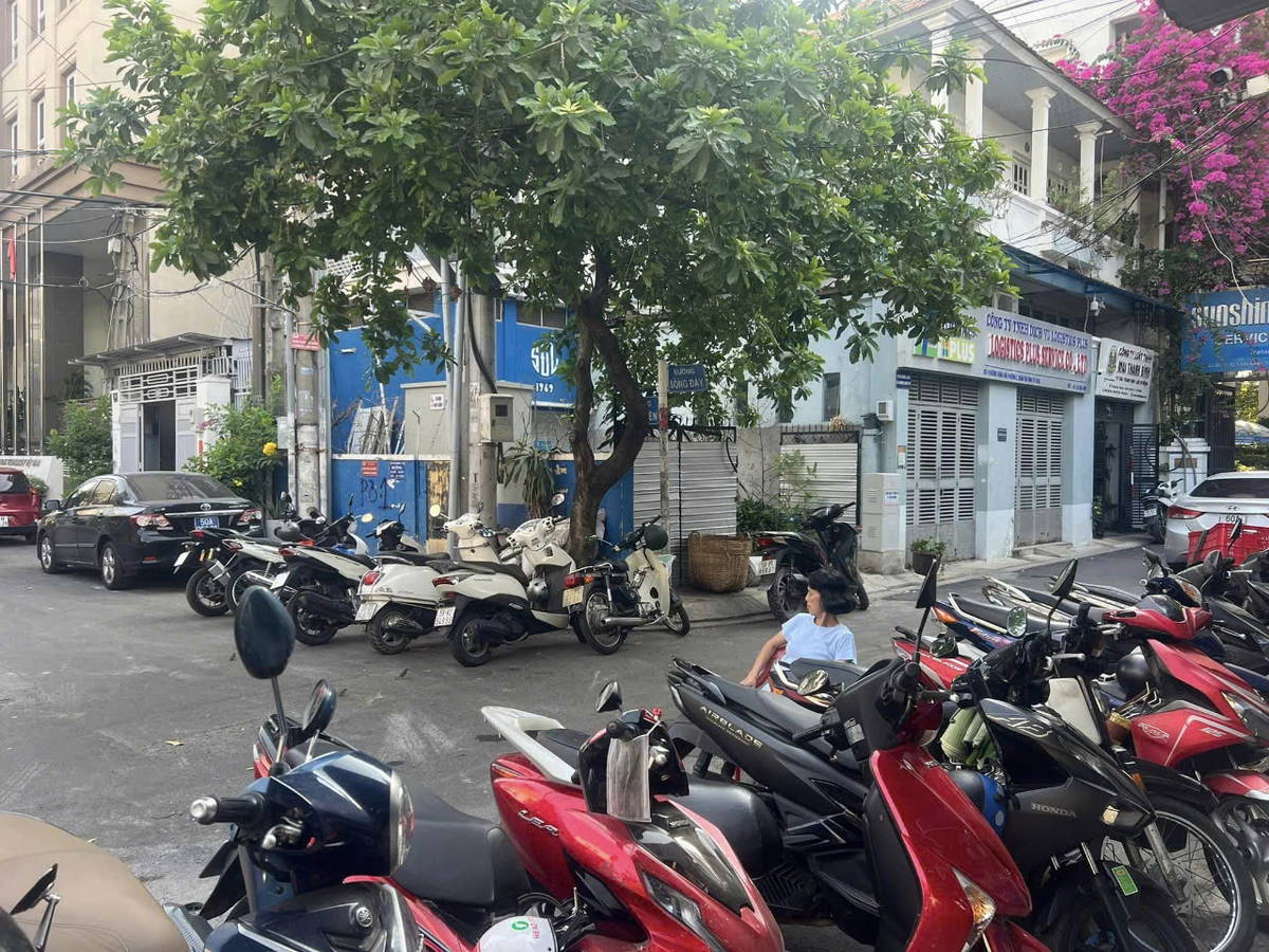 3e082f7f-52a2-512f-b5c8-5190677d21d8