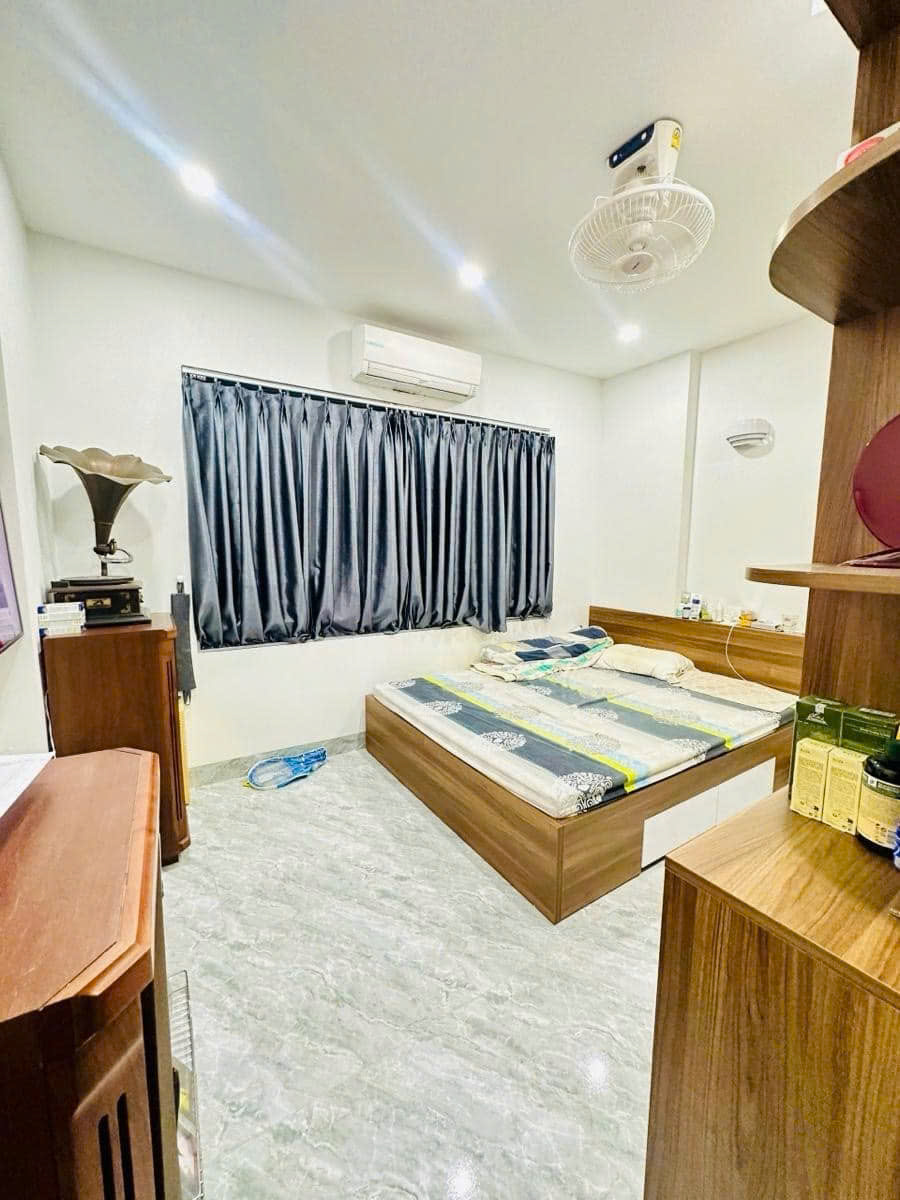 4fb4e787361b8345da0a