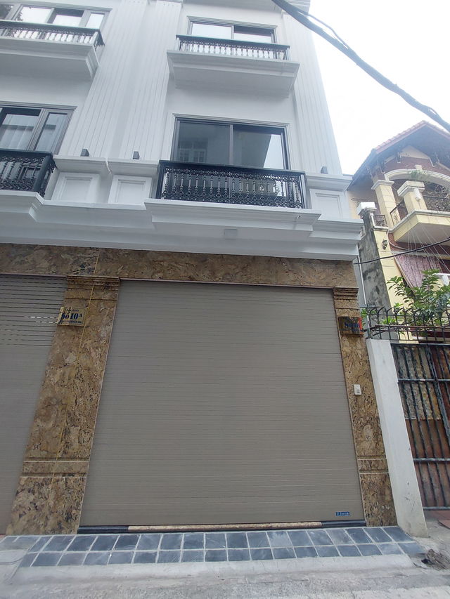 5b7e5b68-60b7-5187-9a1a-c5e9b2a6ce73