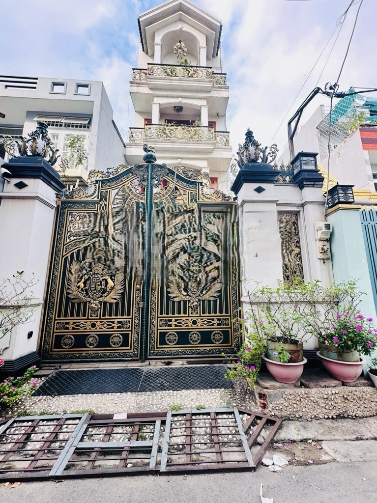 7el-CDBCD51D-m82xni94_18_5