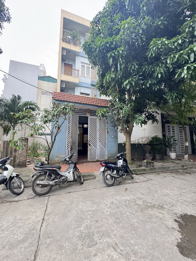 9xm-66F9F02E-mb3ttc7r_25_8