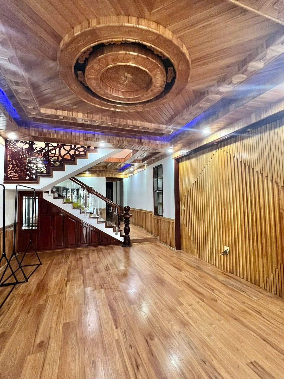 a0d91f16-9f4b-4d73-a366-d5239e2f9a8a.jpg_bak_638811761718975701