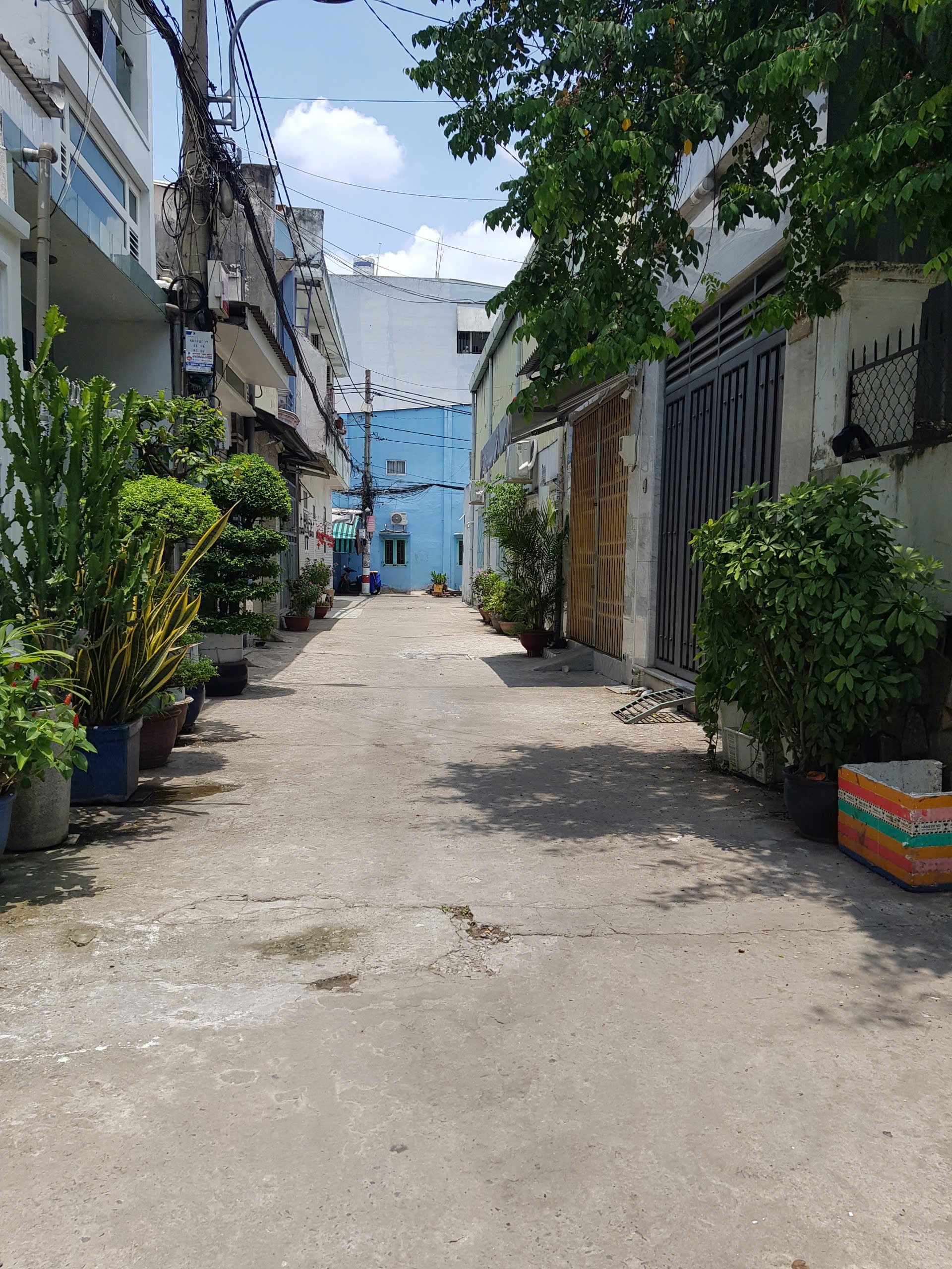 ban-nha-hem-xe-hoi-le-van-tho-1-0964364745