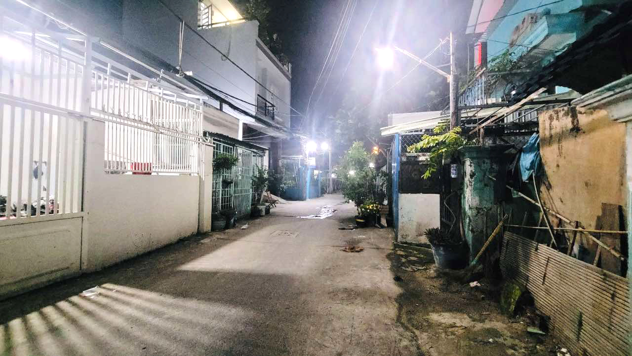 ban-nha-hem-xe-hoi-ql13-hiep-binh-phuoc-80-m2-chi-5-ty-8 (1)