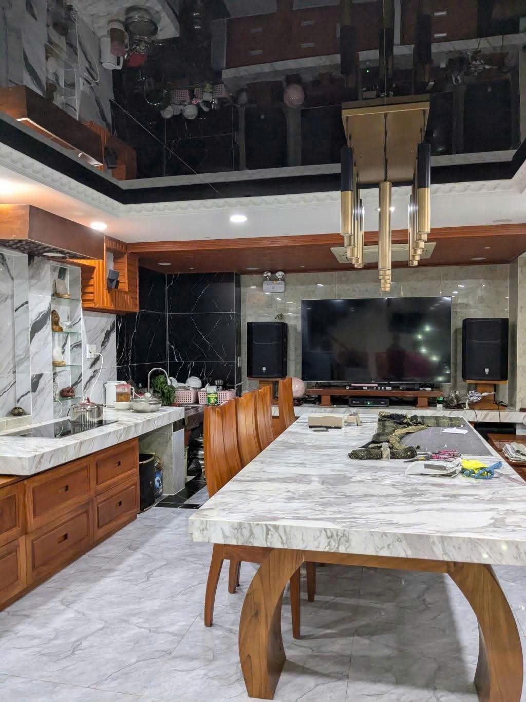 ban-nha-hxh-yen-the-ban-nha-phuong-2-quan-tan-binh-0922196969-