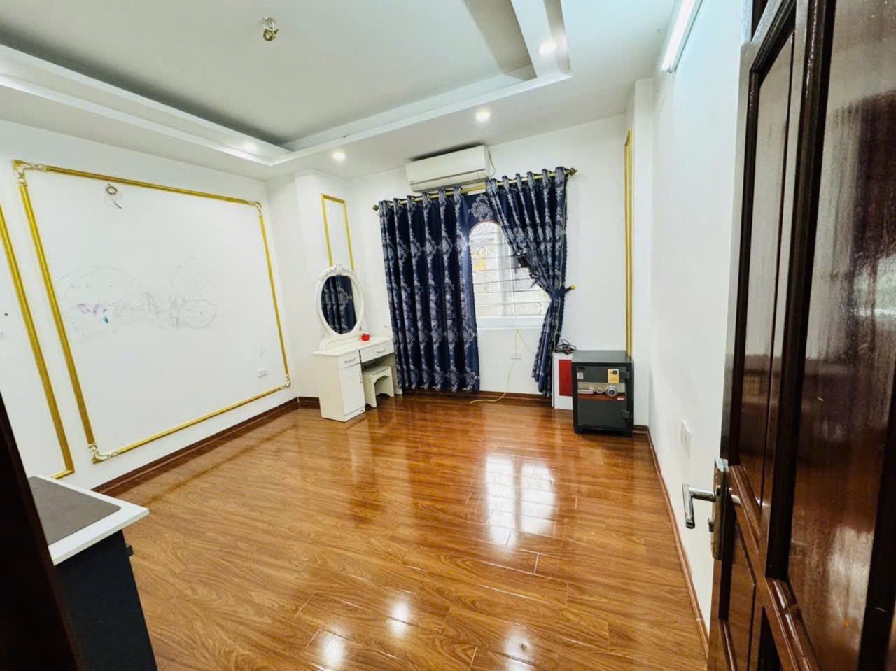 cho_thue_nha_chua_boc (1)