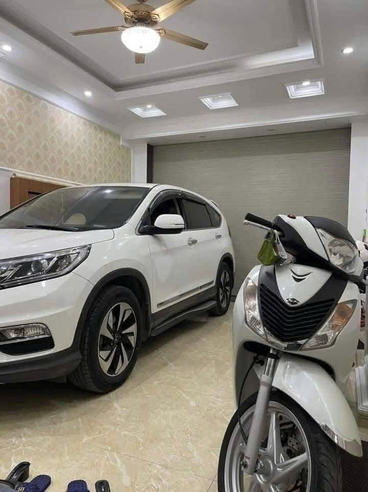 ef341d772b5a9904c04b