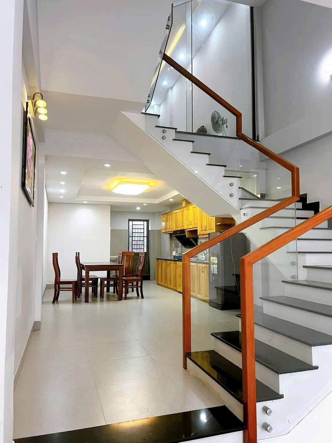 f9ff2c44f5de408019cf