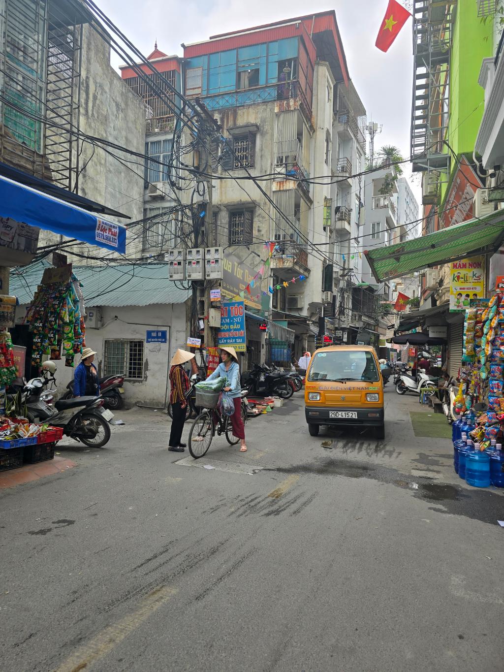 yv3-6BD48EBF-mag9f7z3_16_5