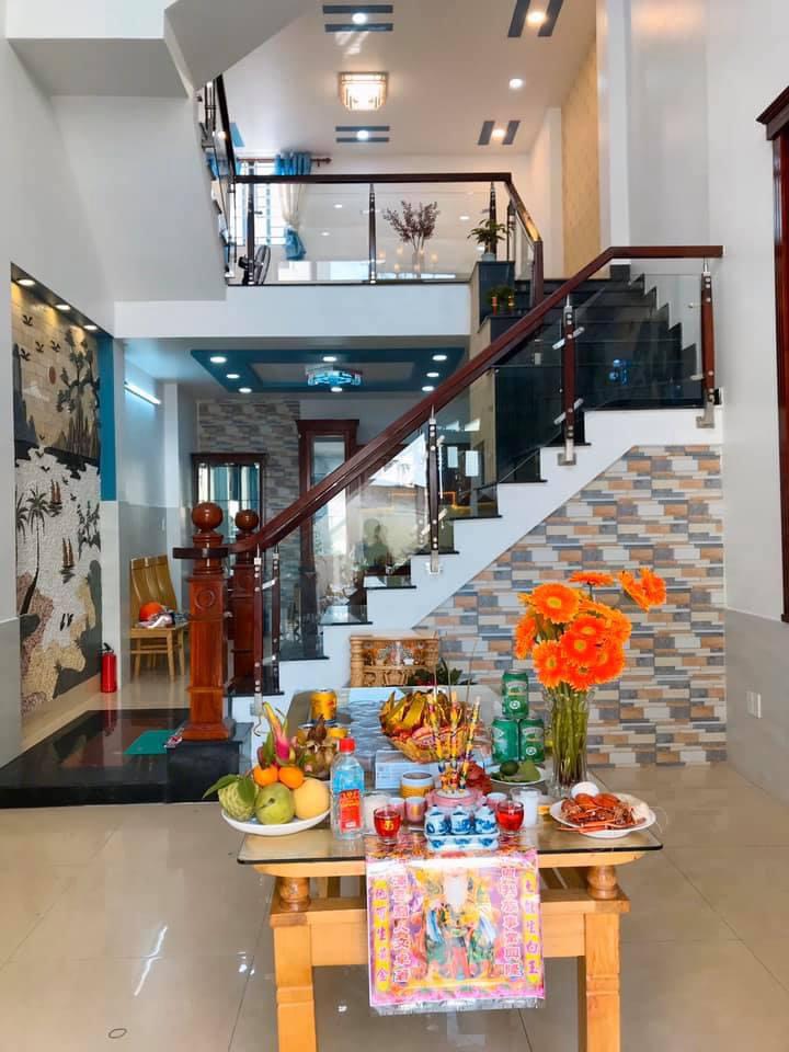 z5275251375454_f9aeb51a6e6fd57cb5658519bcbae430