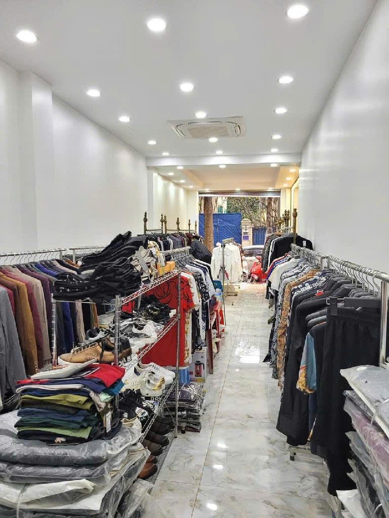 z6059784087809_271_8236f404ac9182819f8449ce8f4bd663