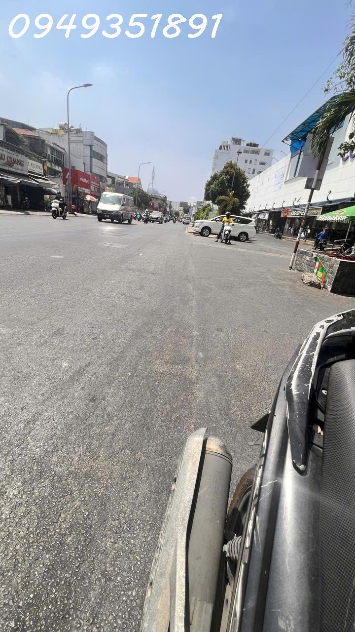 z6462122244821_2b3f188e442af14f7336688eaaf85ad3