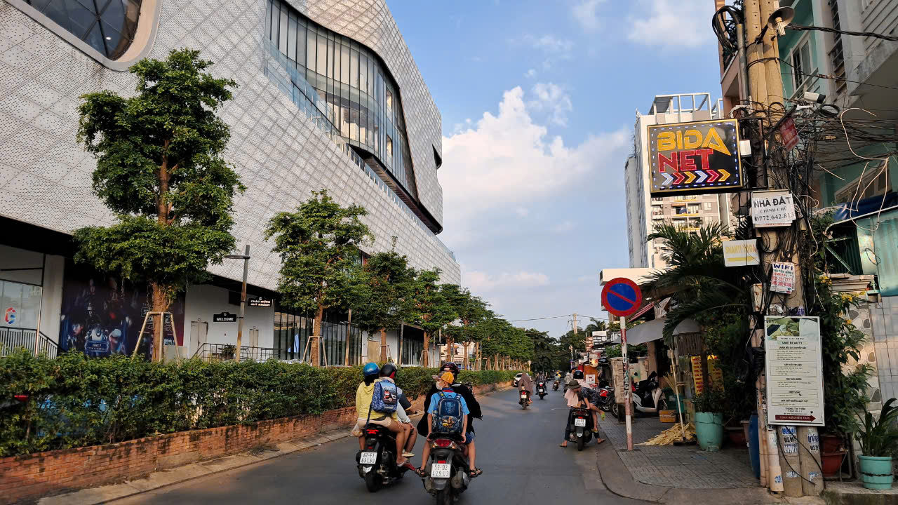 z6510654264308_3b0169d9ecded47f68e76bb25bbf2606