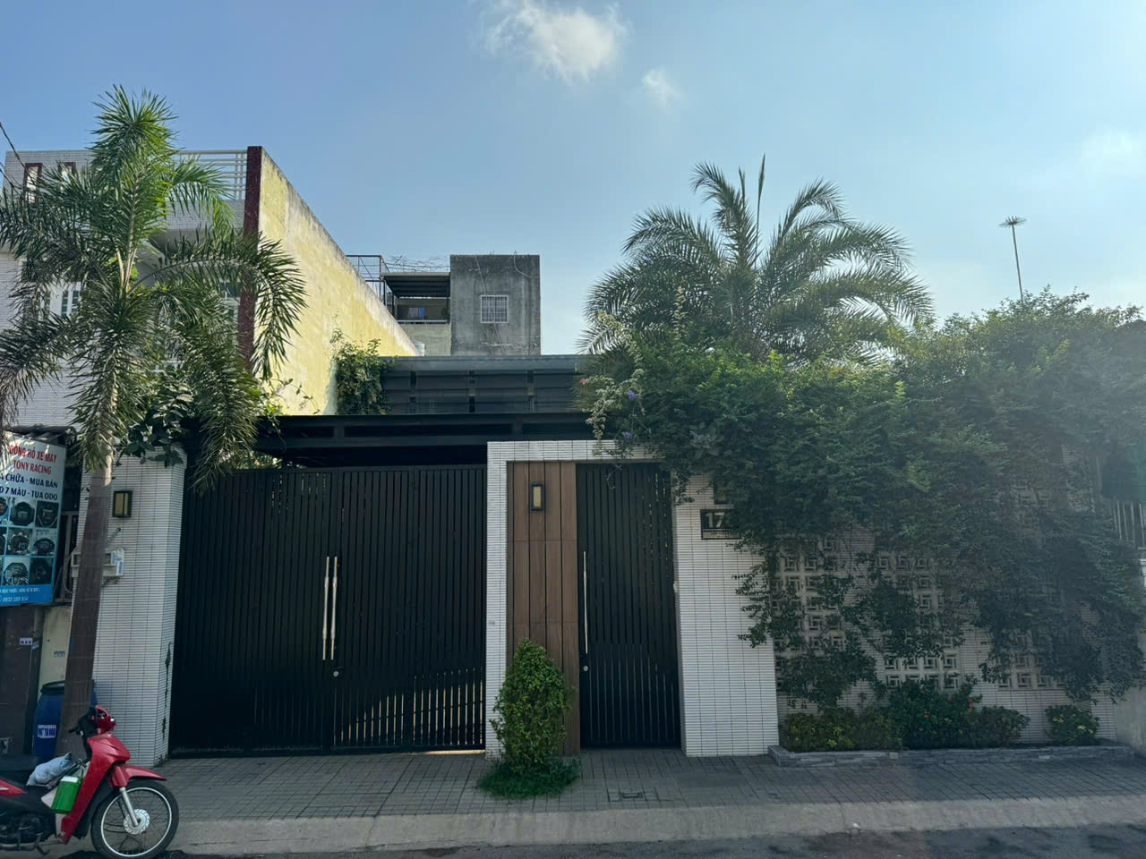 z6540207475380_734772c127c620cff1e64162779b393b