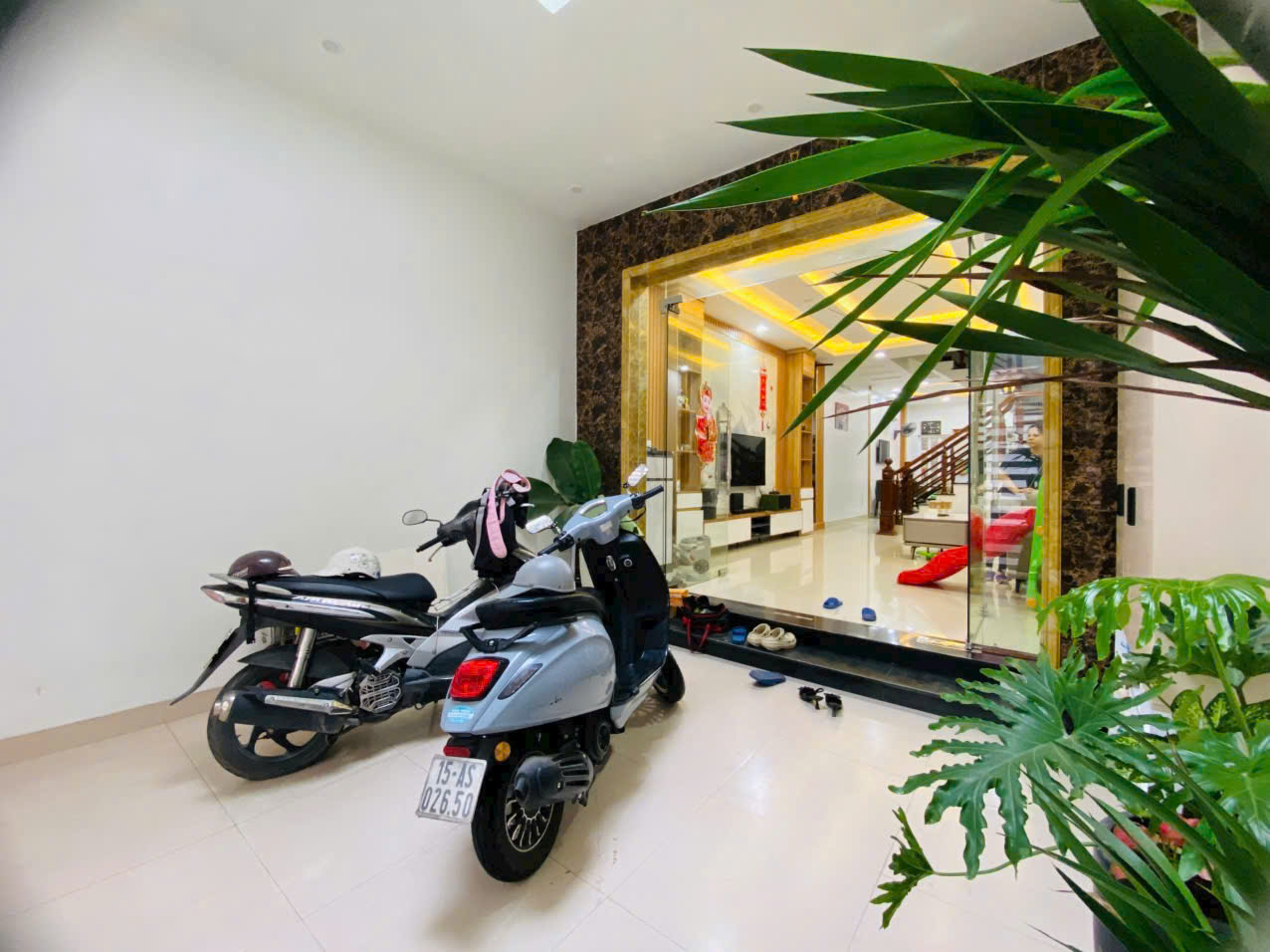 z6549841969382_8a15769515047a82e582b6511c751343