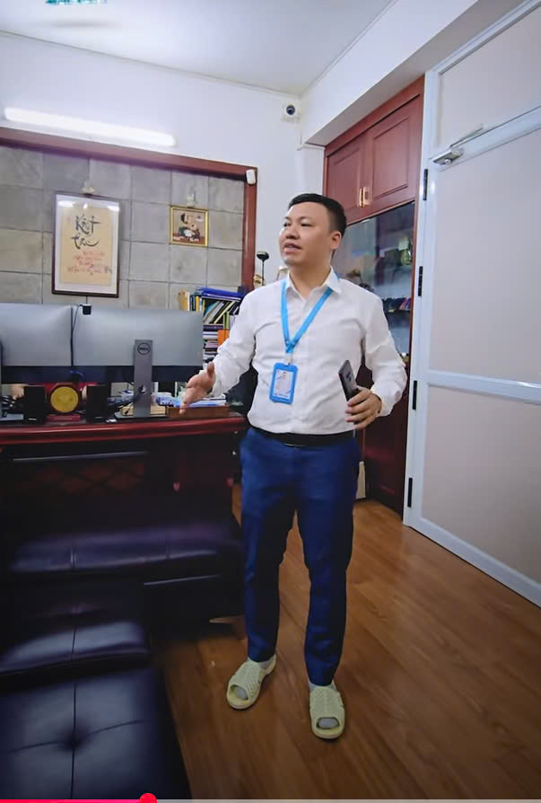 z6549900229231_8b33089d27baceea09e162172722732d