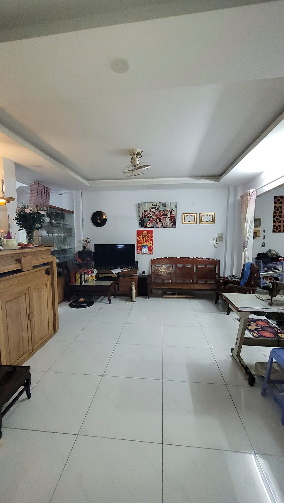 z6553631799484_788057025d04c73705756a6a72c3c083