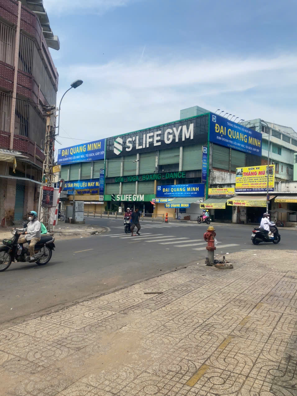 z6564608763786_44c99e2051ee8c984e2b1ba0f6ada5f5