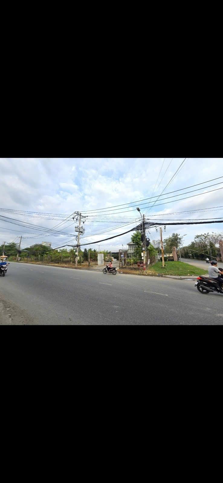 z6570282388000_64480ffd7e2b91e98ac0d8c41ebae29f