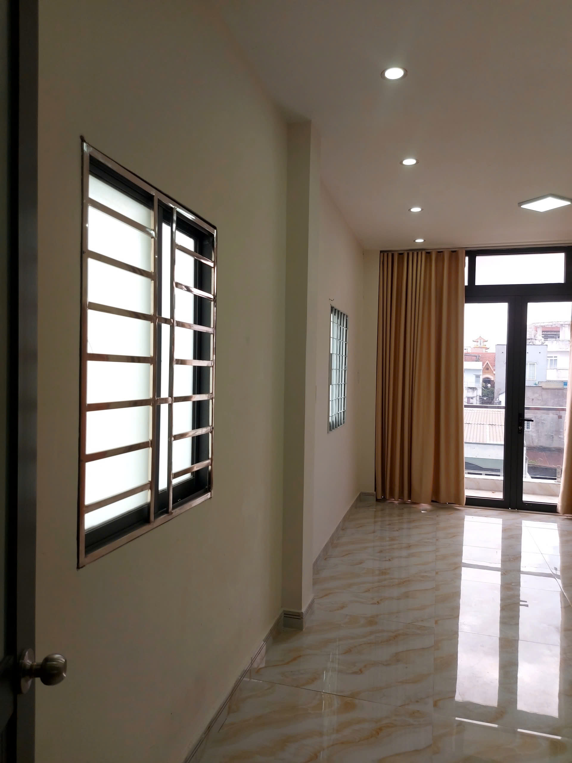 z6574094608171_a05e051f54536826fa6a05df00037086