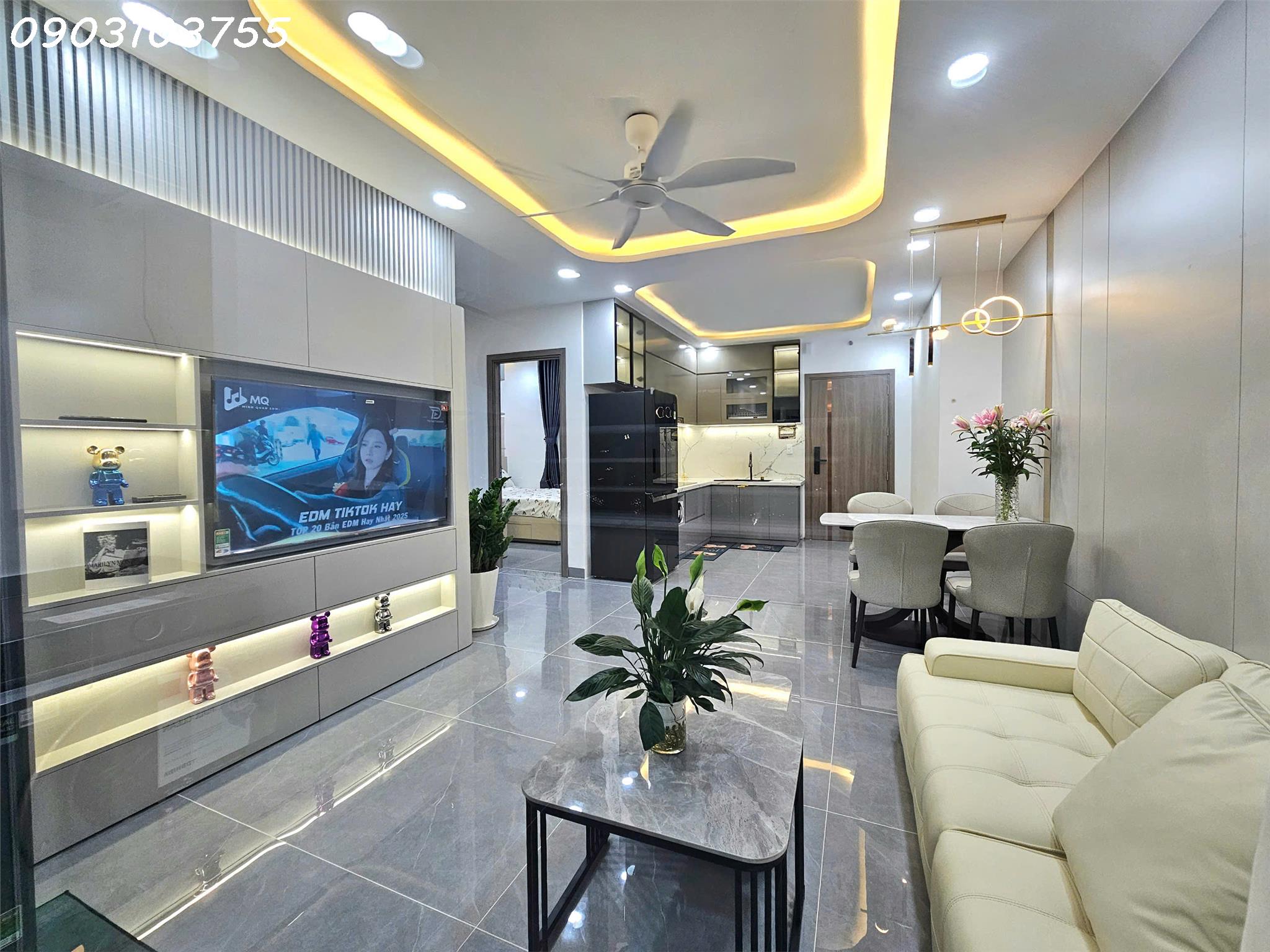 z6581785631839_66669c93d84a7f4cc67b20efe4c9f356