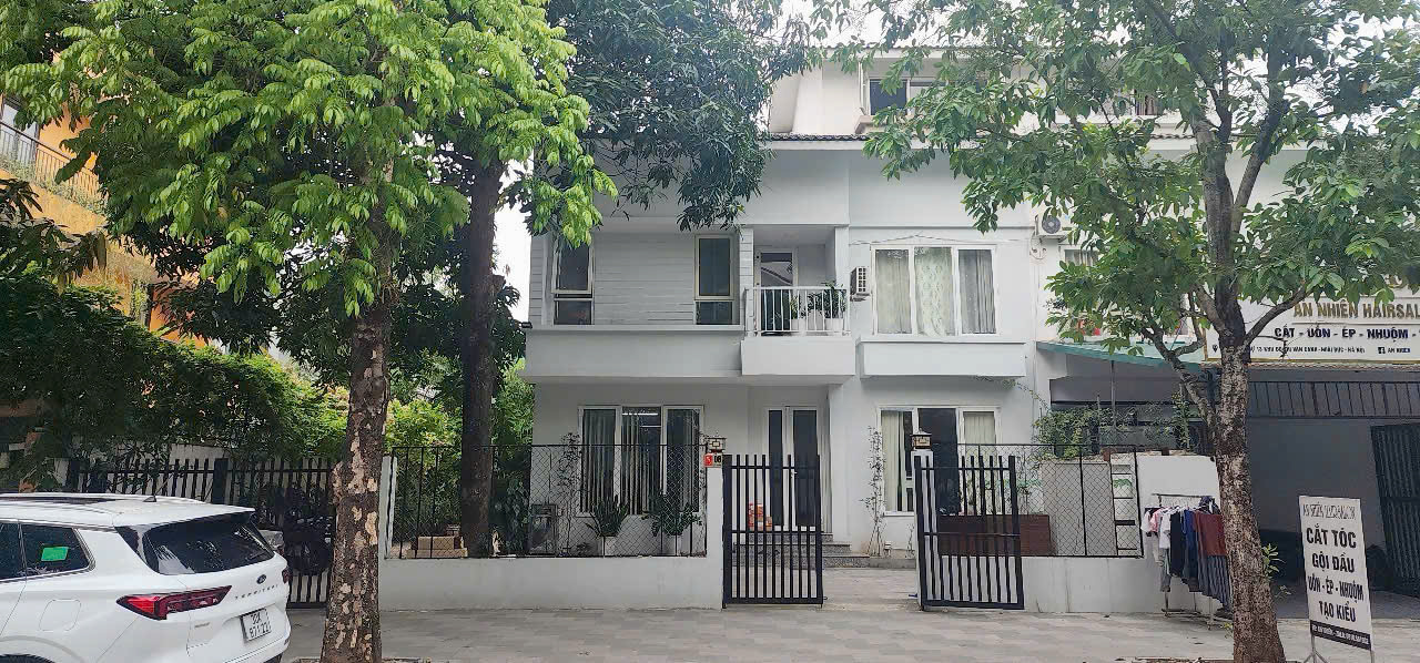 z6585335491248_27628990c49f70e6213fc31a280f444b