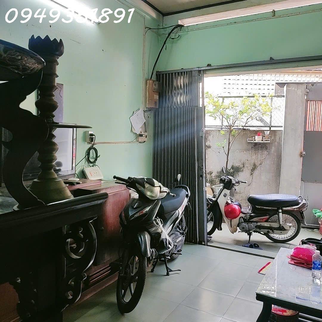 z6585380285555_ec926f6bc4c3742a0bbd8d2b8f4734e3