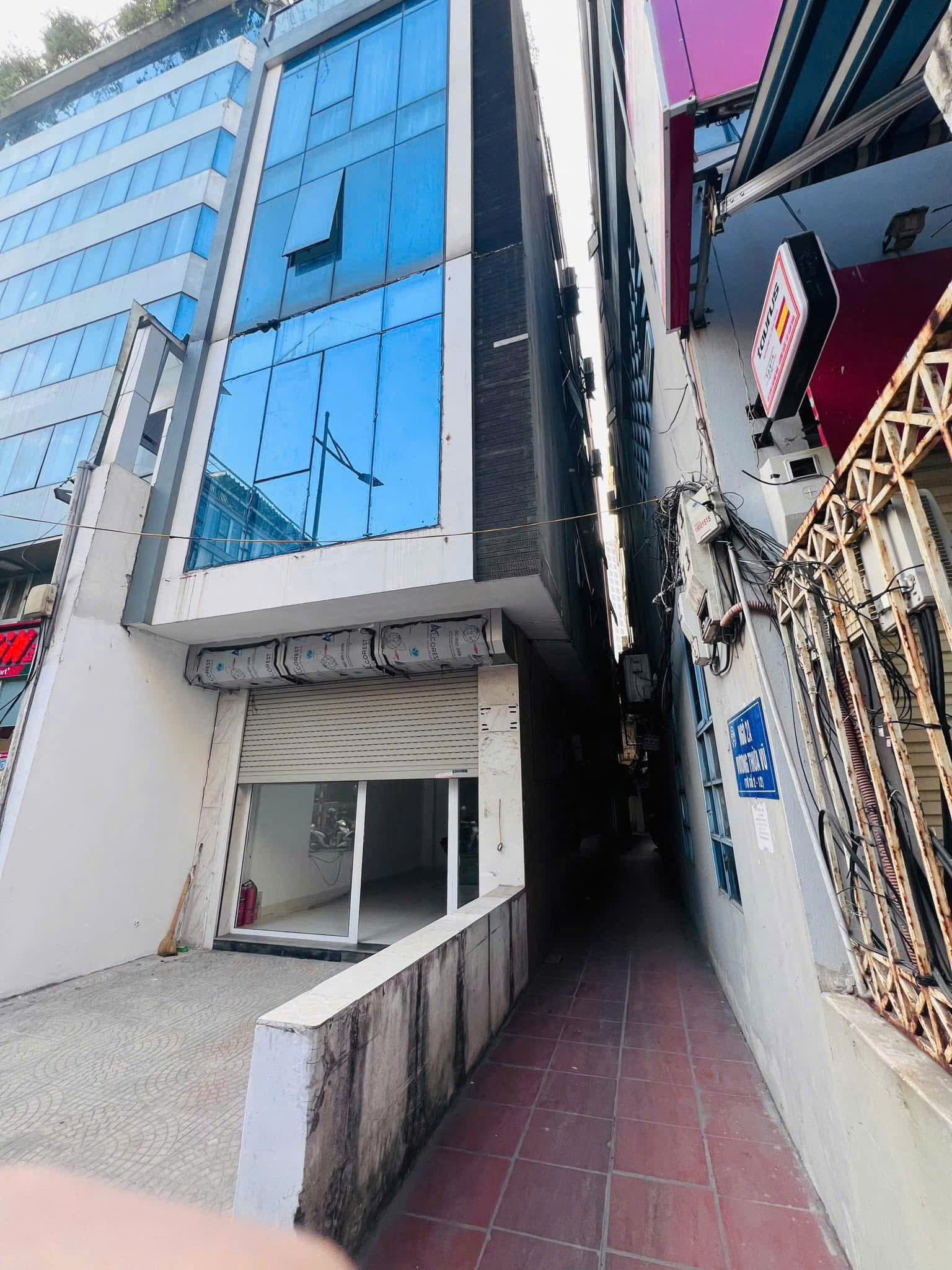 z6586435904807_ebaf683a9c8268cde4d3ad194a832329