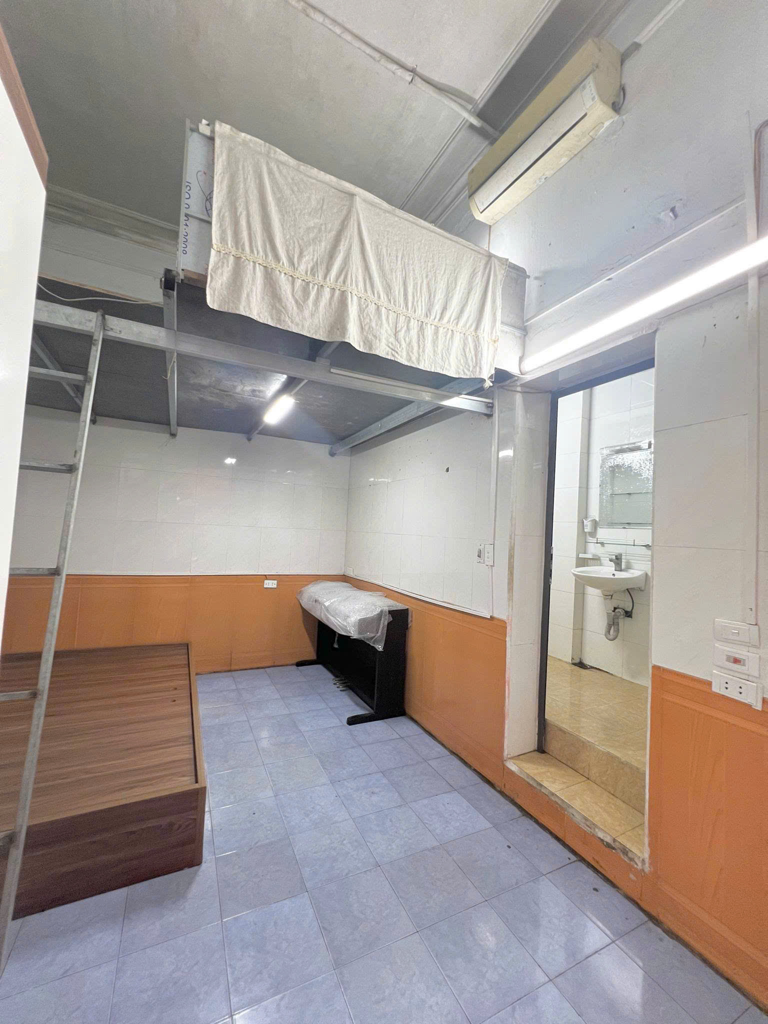 z6587364179594_e6c6fe903cc2558d17e79a608f1d8009