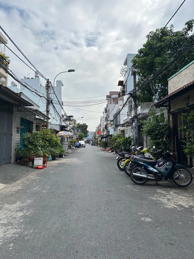 z6591777072408_7e532e0b9575afad4a1d67400e2b1393