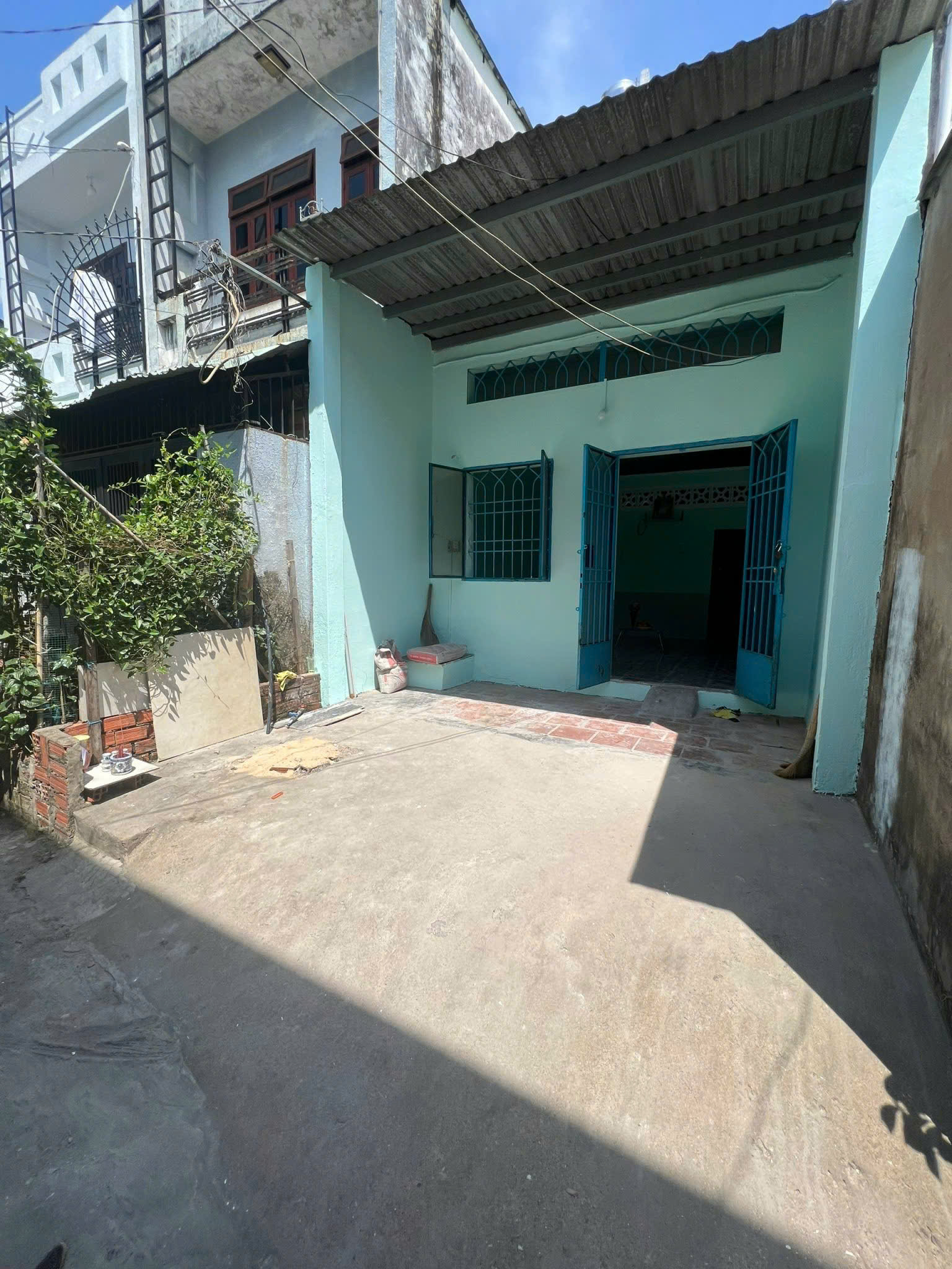 z6599372324969_6d32717461f749d2509980d68e448721