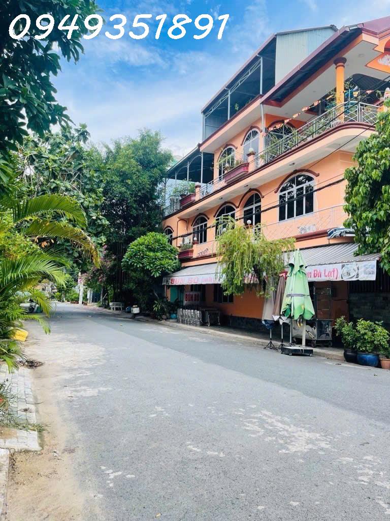 z6600756896064_8522776b1b7b9106ba4b7baf7bca6917